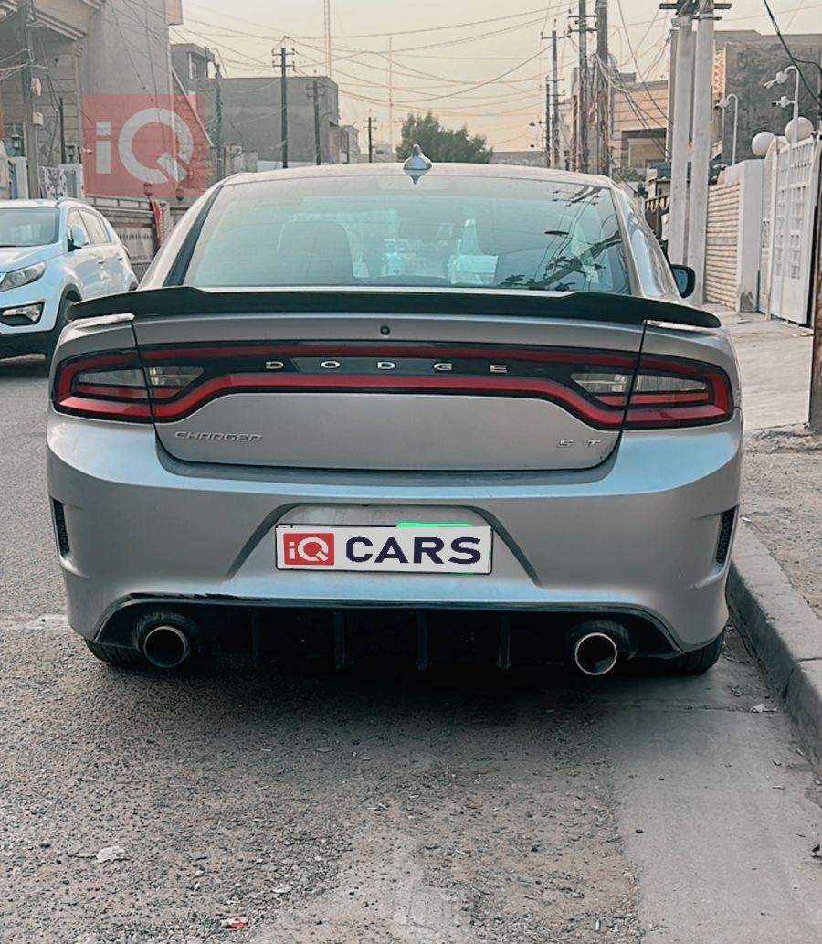 دودج تشارجر